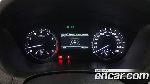 Genesis G80 2018 — photo 11