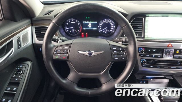 Genesis G80 2018 — photo 19