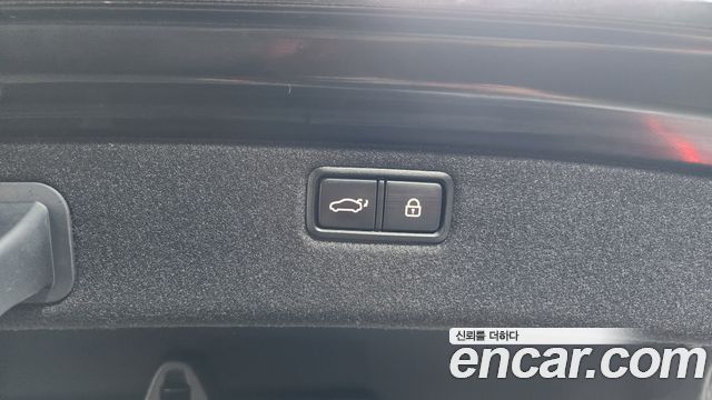 Genesis G80 2018 — photo 21