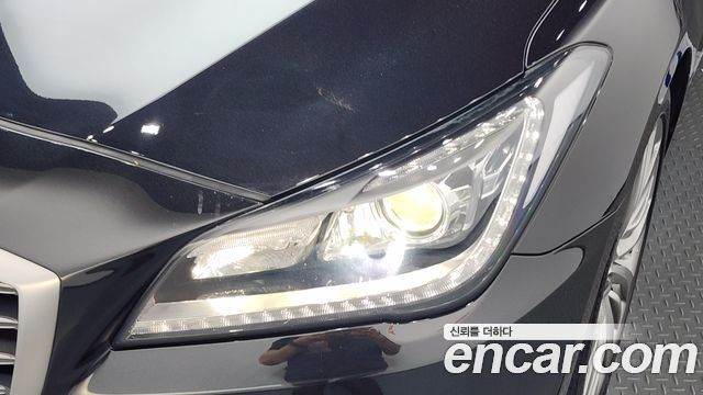 Genesis G80 2018 — photo 8