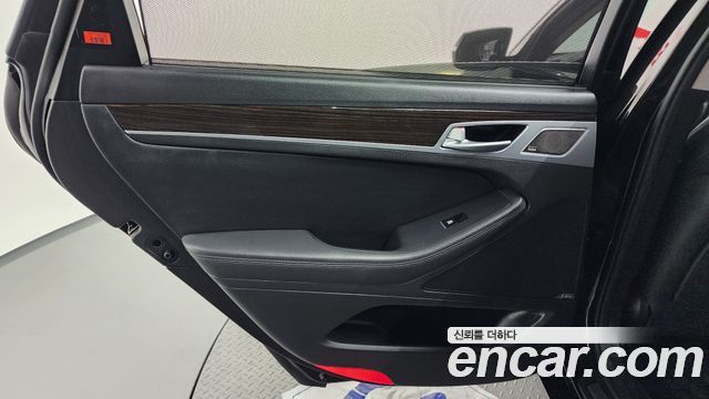 Genesis G80 2018 — photo 15