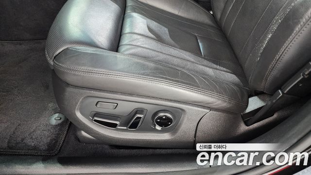 Genesis G80 2018 — photo 33