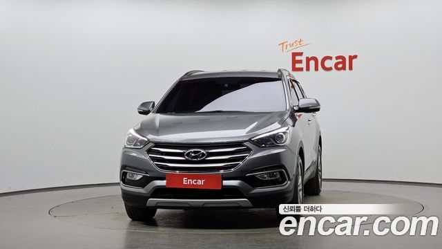 Hyundai Santafe 2017 — photo 3