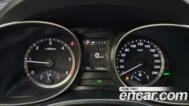 Hyundai Santafe 2017 — photo 11