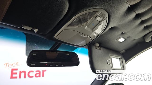 Hyundai Santafe 2017 — photo 24