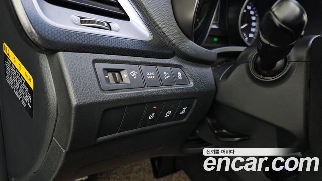 Hyundai Santafe 2017 — photo 25