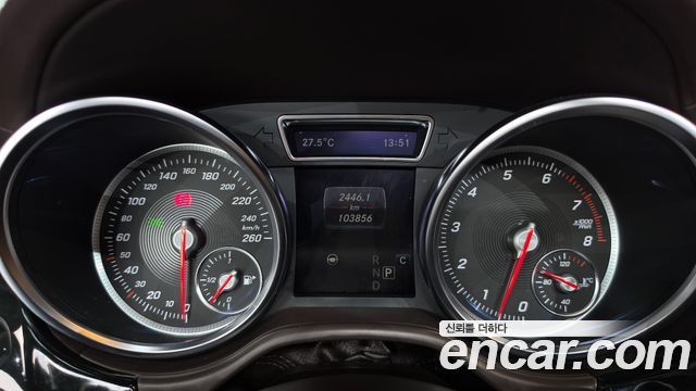 Mercedes-Benz GLS-Class 2019 — photo 11