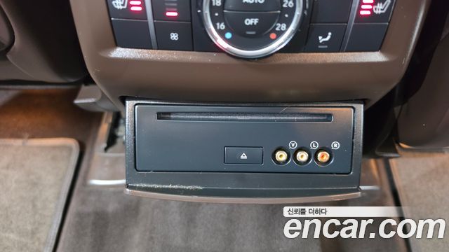 Mercedes-Benz GLS-Class 2019 — photo 18