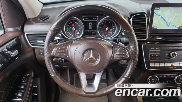 Mercedes-Benz GLS-Class 2019 — photo 20