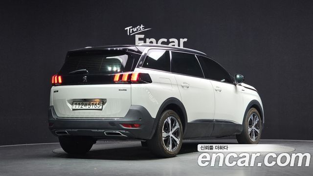 Peugeot 5008 2020 — photo 2