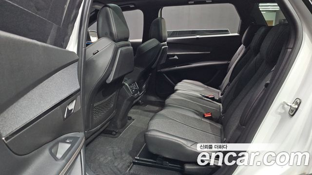 Peugeot 5008 2020 — photo 12