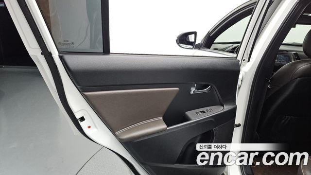 Kia Sportage 2014 — photo 15