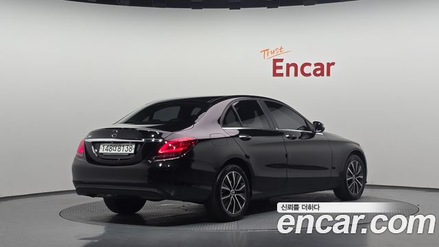 Mercedes-Benz C-Class 2019 — photo 2