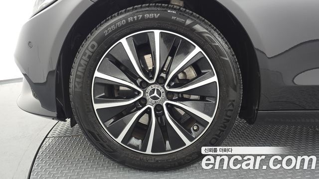 Mercedes-Benz C-Class 2019 — photo 5