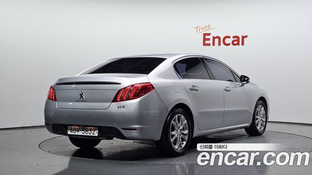 Peugeot 508 2012 — photo 2