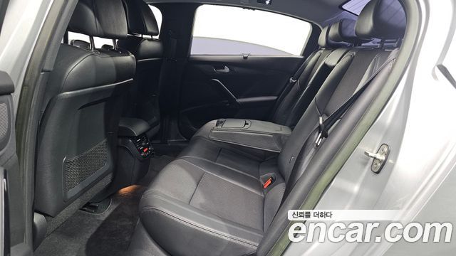 Peugeot 508 2012 — photo 17
