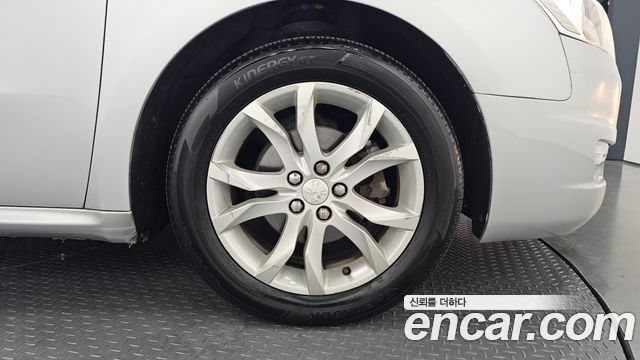 Peugeot 508 2012 — photo 7