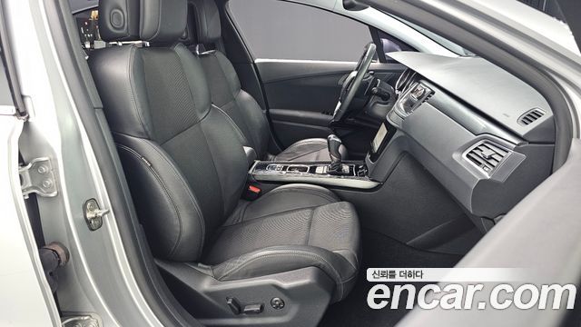 Peugeot 508 2012 — photo 16