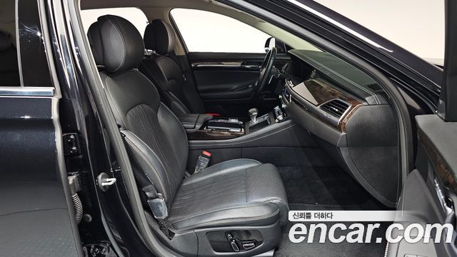 Genesis G90 2019 — photo 17