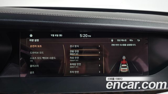 Genesis G90 2019 — photo 22