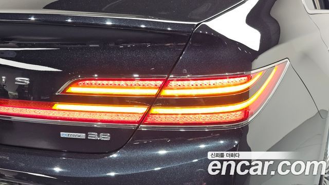 Genesis G90 2019 — photo 9