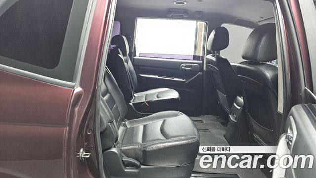 KG Mobility KORANDO 2017 — photo 11