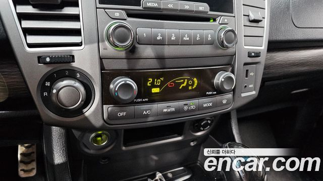 KG Mobility KORANDO 2017 — photo 16