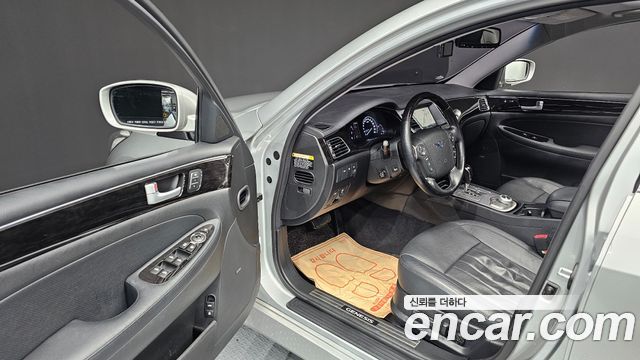 Hyundai Genesis 2014 — photo 13