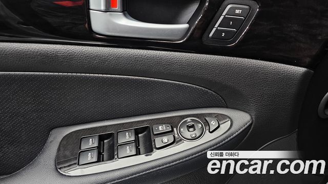 Hyundai Genesis 2014 — photo 18
