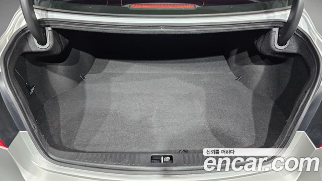 Hyundai Genesis 2014 — photo 26