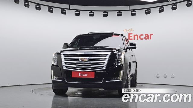 Cadillac Escalade 2017 — photo 3