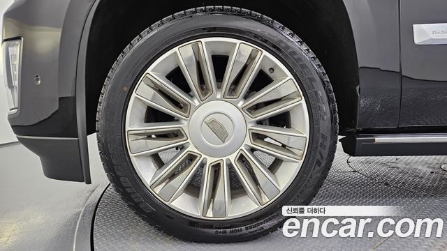 Cadillac Escalade 2017 — photo 5