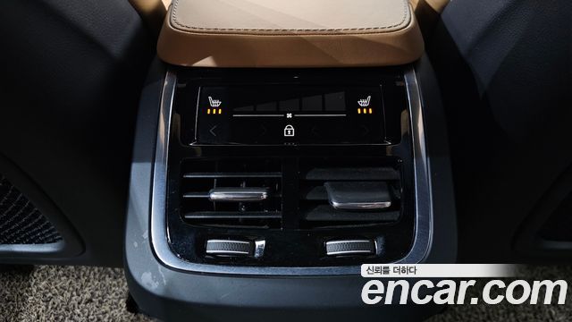 Volvo S90 2019 — photo 23