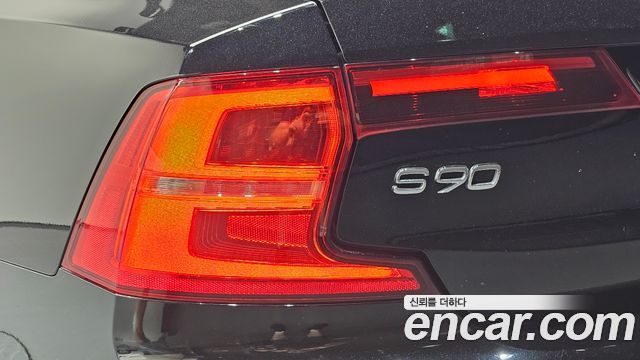 Volvo S90 2019 — photo 9