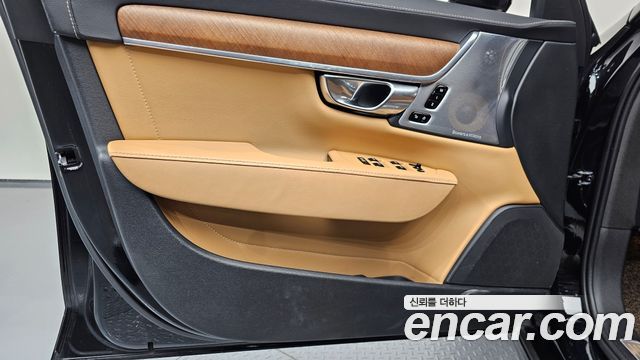 Volvo S90 2019 — photo 14