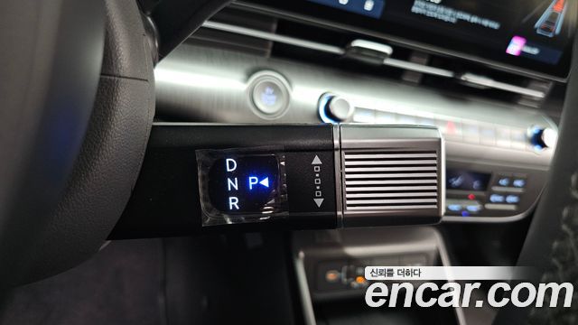 Hyundai Kona 2023 — photo 12