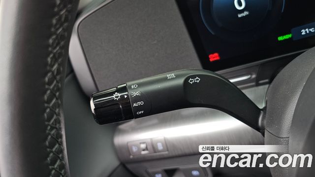 Hyundai Kona 2023 — photo 30