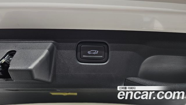 Hyundai Kona 2023 — photo 36