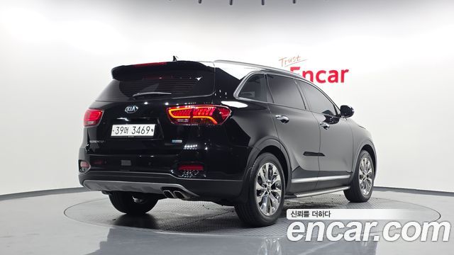 Kia Sorento 2018 — photo 2