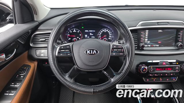 Kia Sorento 2018 — photo 21
