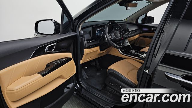 Kia Canival 2023 — photo 13
