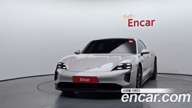 Porsche Taycan 2023 — photo 3