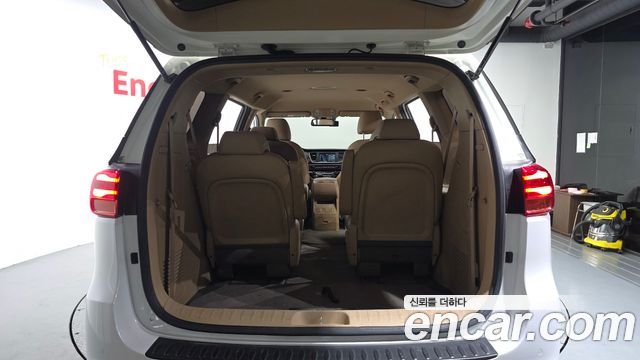 Kia Canival 2019 — photo 20