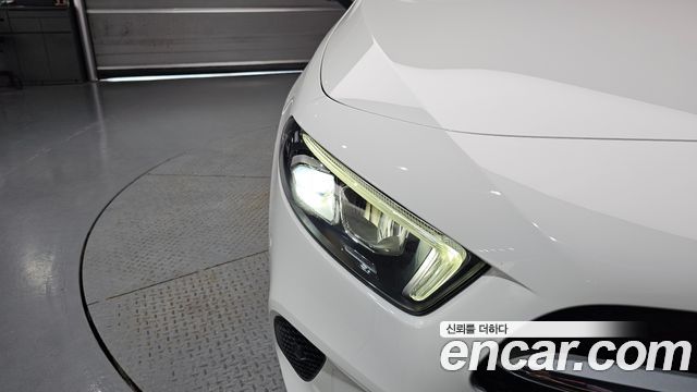 Mercedes-Benz A-Class 2020 — photo 8