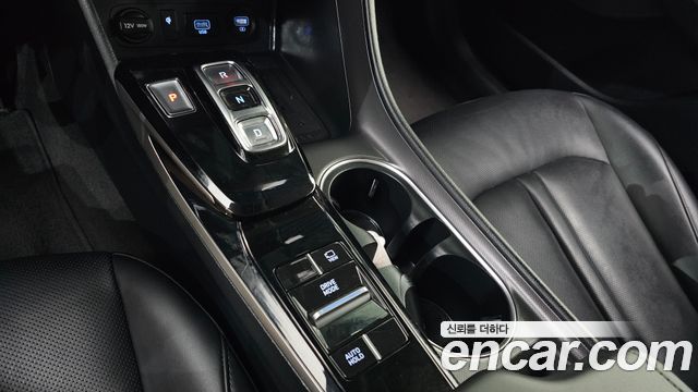 Hyundai Sonata 2022 — photo 9