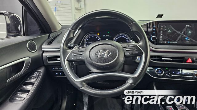 Hyundai Sonata 2022 — photo 13