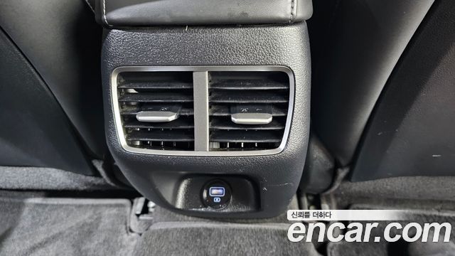 Hyundai Sonata 2022 — photo 17