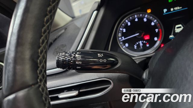 Hyundai Sonata 2022 — photo 18