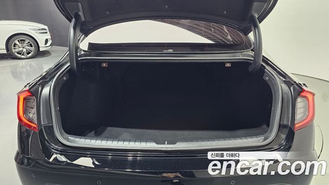 Hyundai Sonata 2022 — photo 20