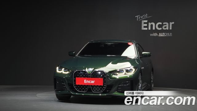 BMW i4 2022 — photo 3